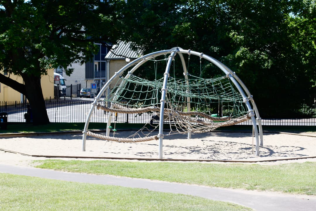 Victoria Park Playground - image 2